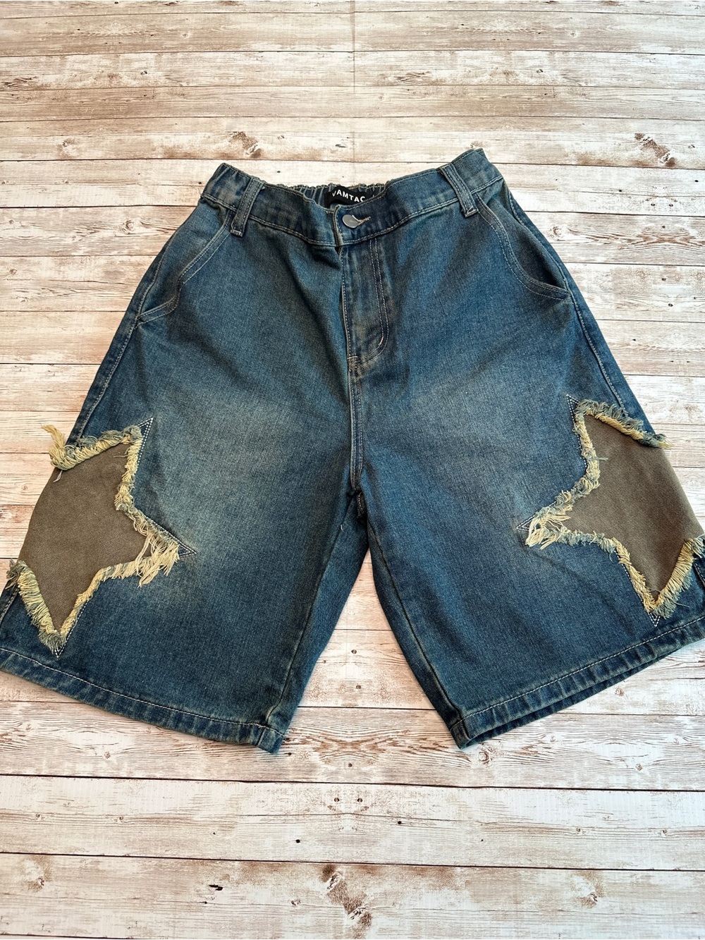 Men's Denim Jean Shorts with Star Patch - Blue